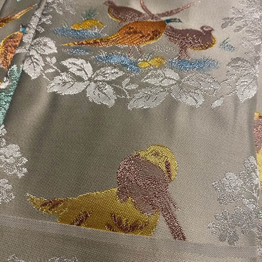 Vintage Embroidered Damask Silk Blend Table linen Set Pheasant/Gun Dogs